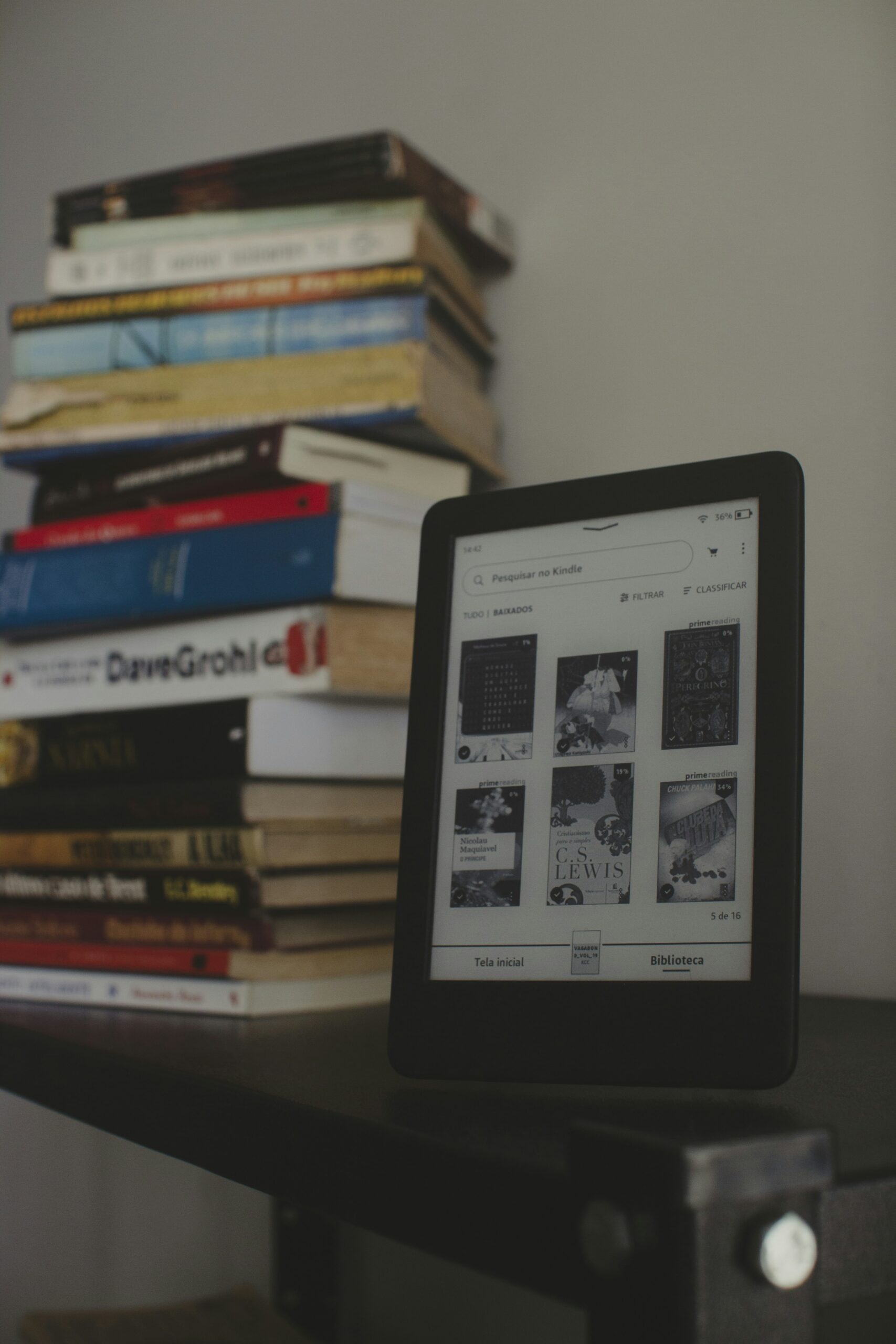 Binge Worthy Digital Reads